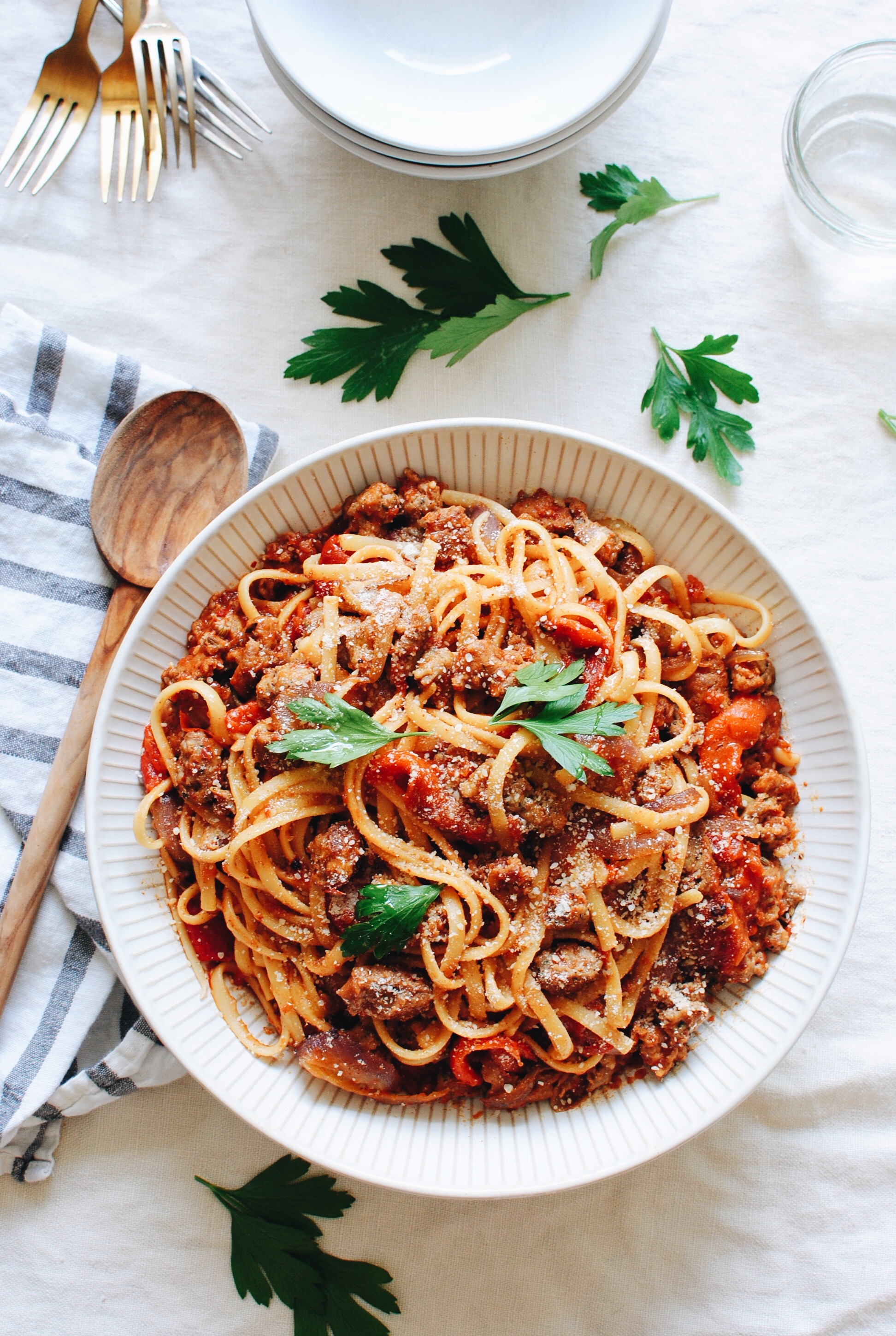 Linguine with Roasted Red Peppers, Italian Sausage and Onions / Bev Cooks