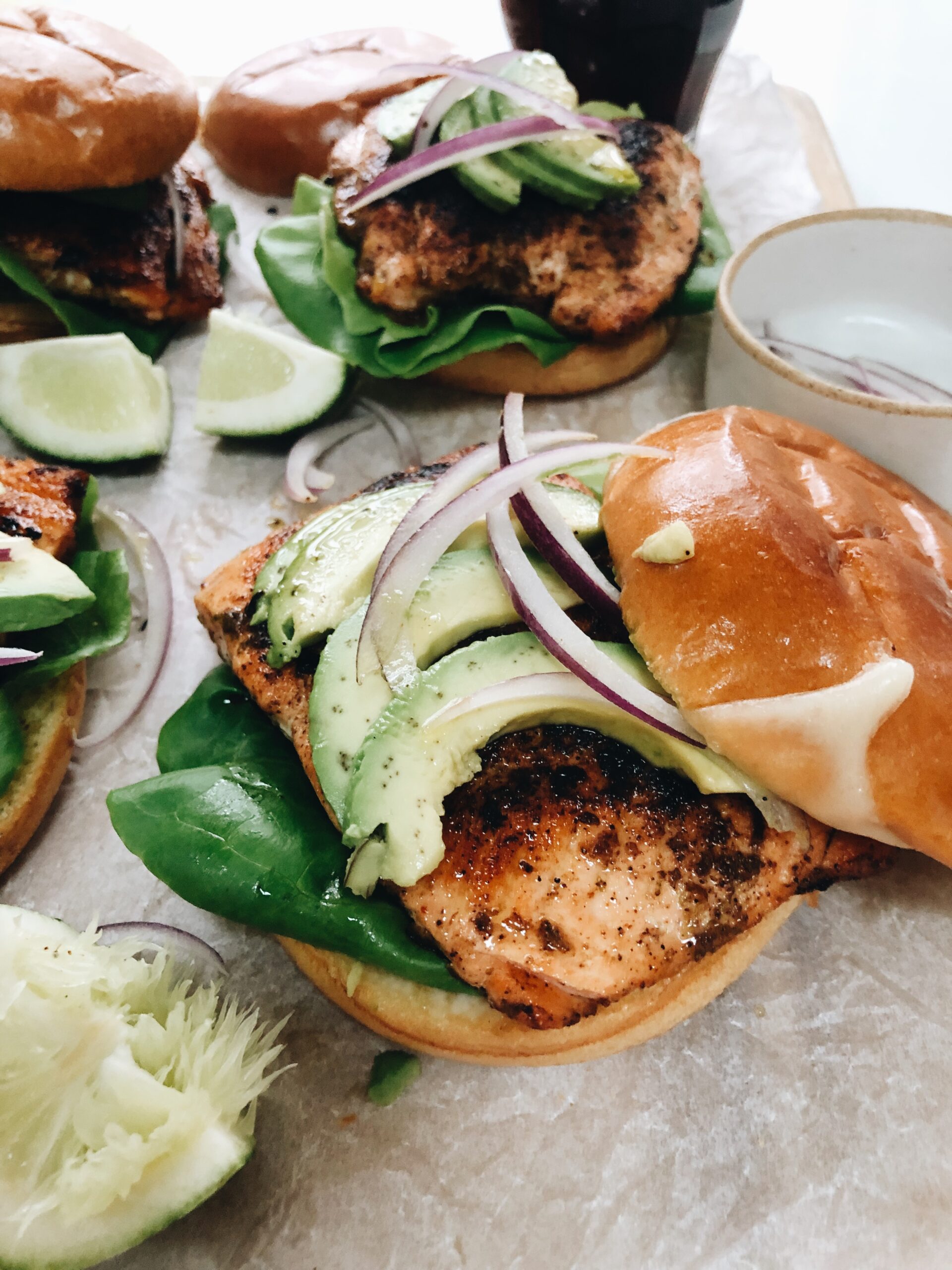 Moist and Flaky Salmon Burgers - Foodess