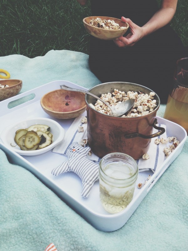 Curried Popcorn / Bev Cooks