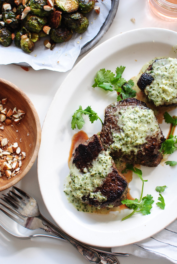 Creamy Roasted Hatch Chile Sauce with Steak