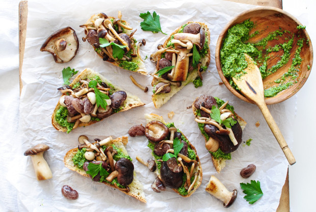 Wild Mushroom and Christmas Bean Crostini / Bev Cooks