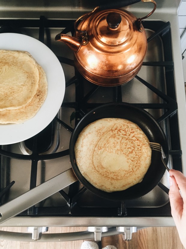 Spinach, Mushroom and Ricotta Crepes / Bev Cooks