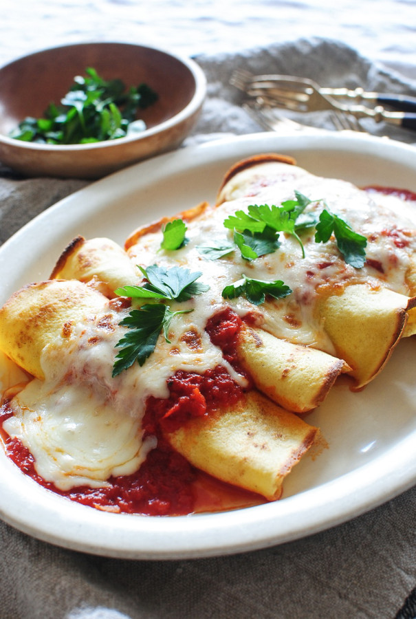 Spinach, Mushroom and Ricotta Crepes / Bev Cooks