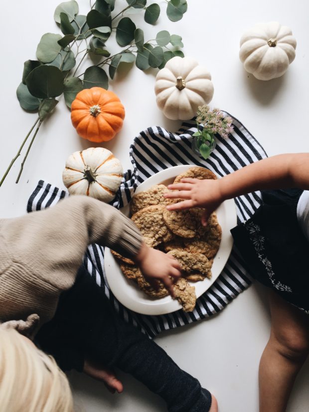 Kids eating cookies