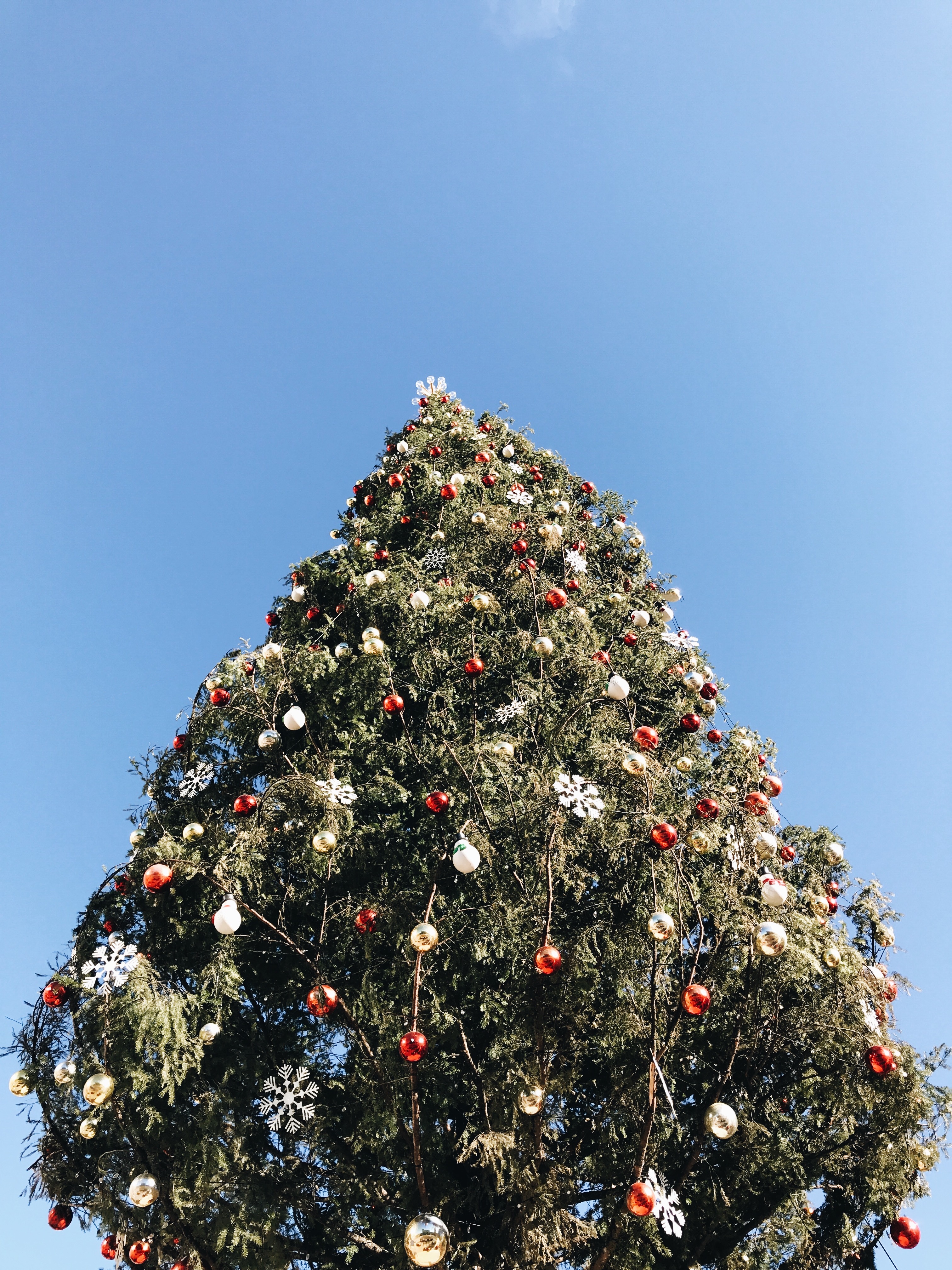 Crown Center Christmas Tree