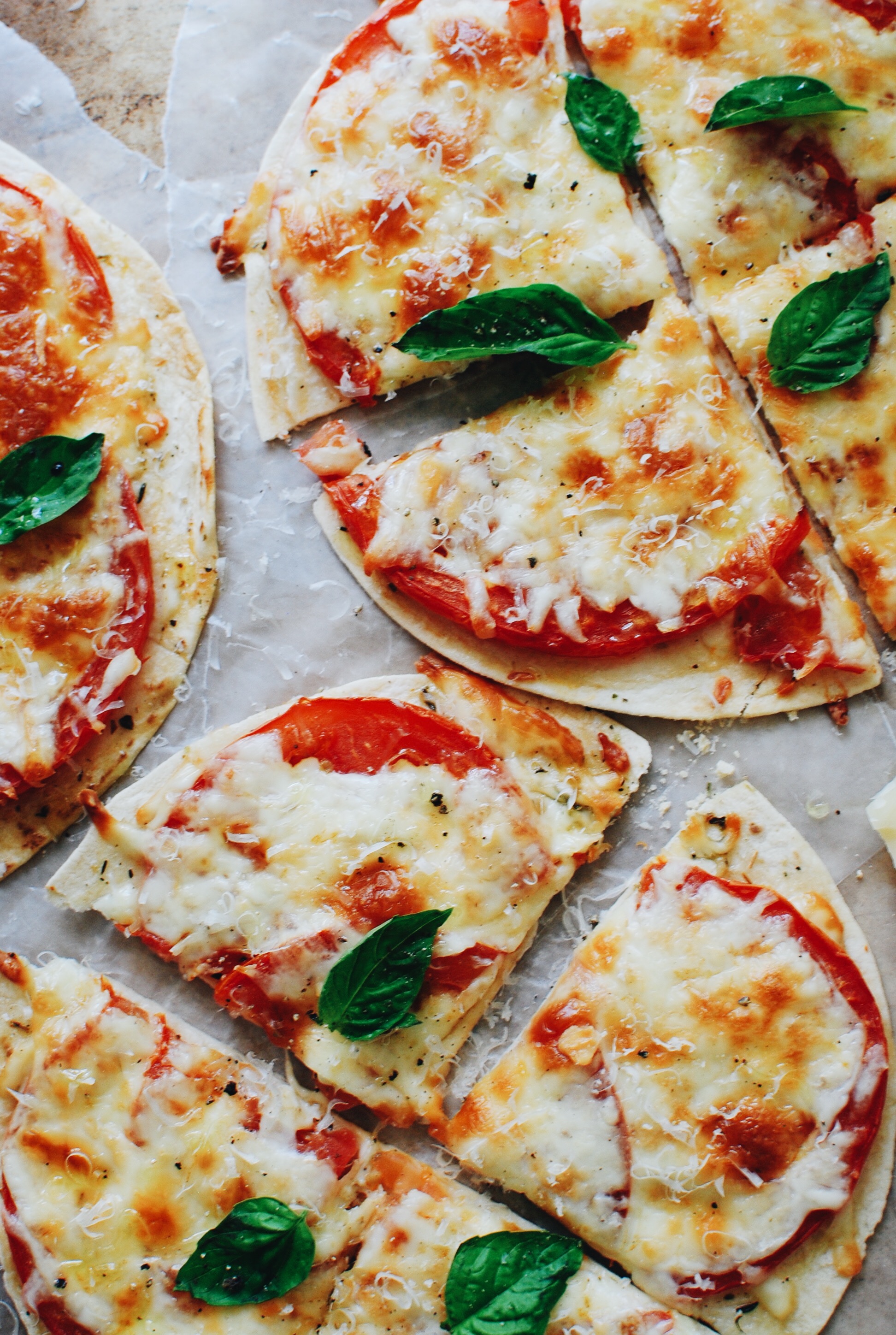 Caprese Tortilla Pizza Snacks / Bev Cooks