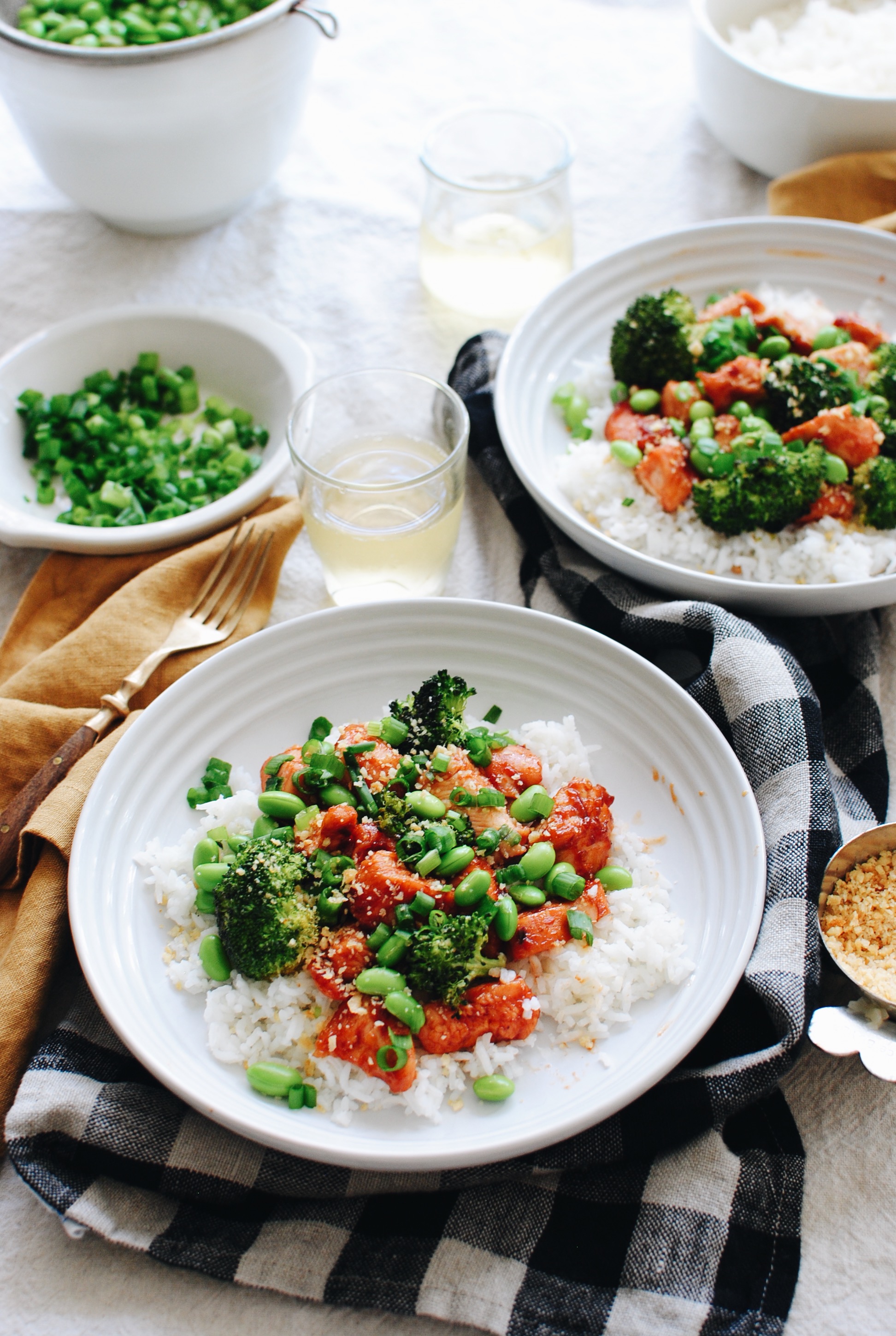 Spicy Chicken and Broccoli Rice Bowls - Bev Cooks