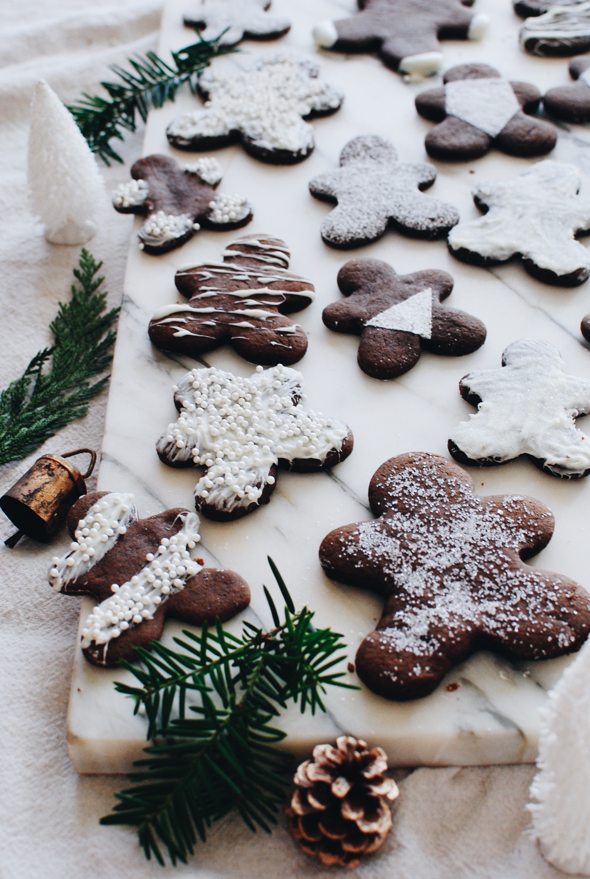 Gingerbread Cookies with Simple Decorating / Bev Cooks