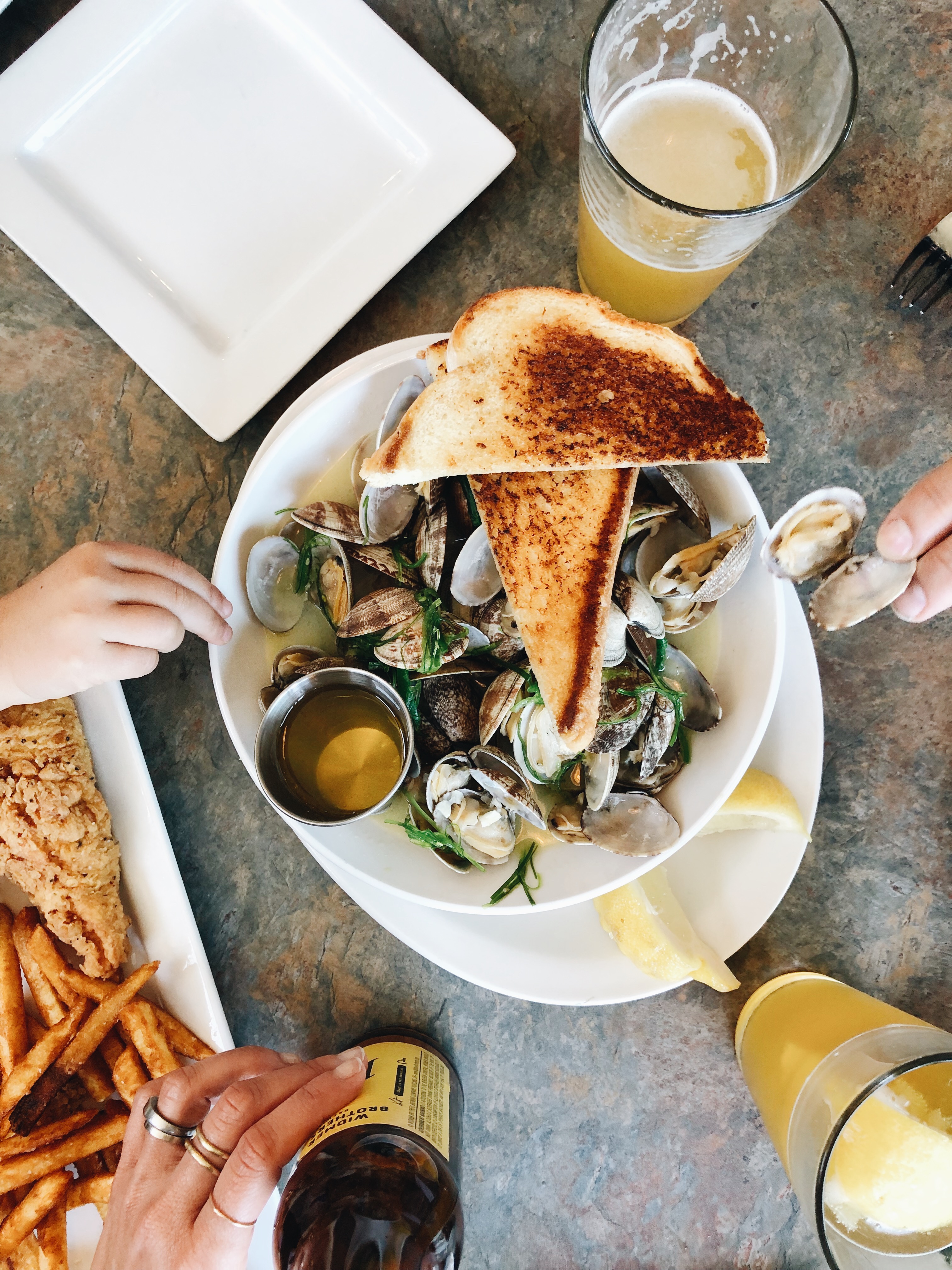 Our New Life on the Oregon Coast Forever / Bev Cooks