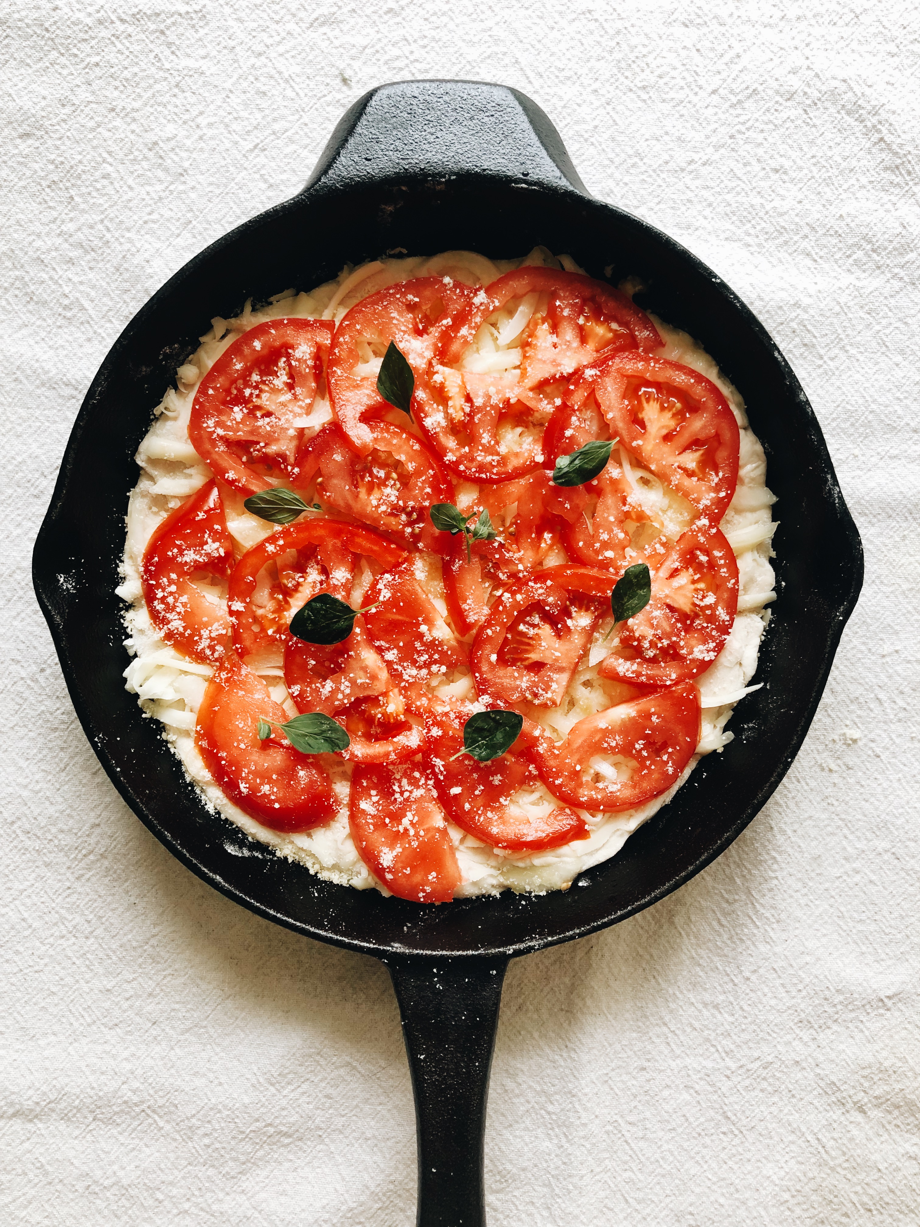 Skillet Tomato Pie / Bev Cooks