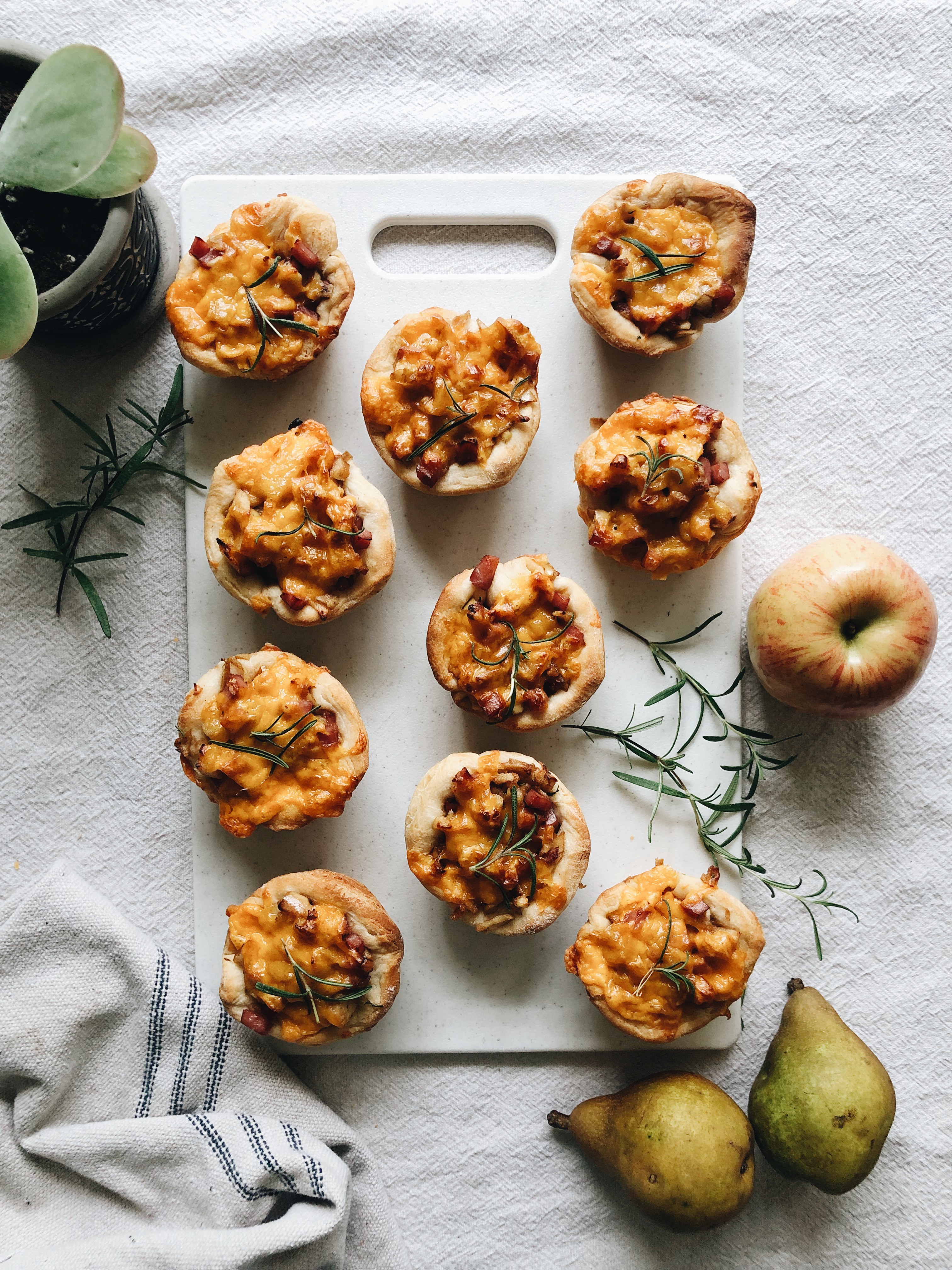 Apple, Ham and Cheddar Biscuit Cups / Bev Cooks