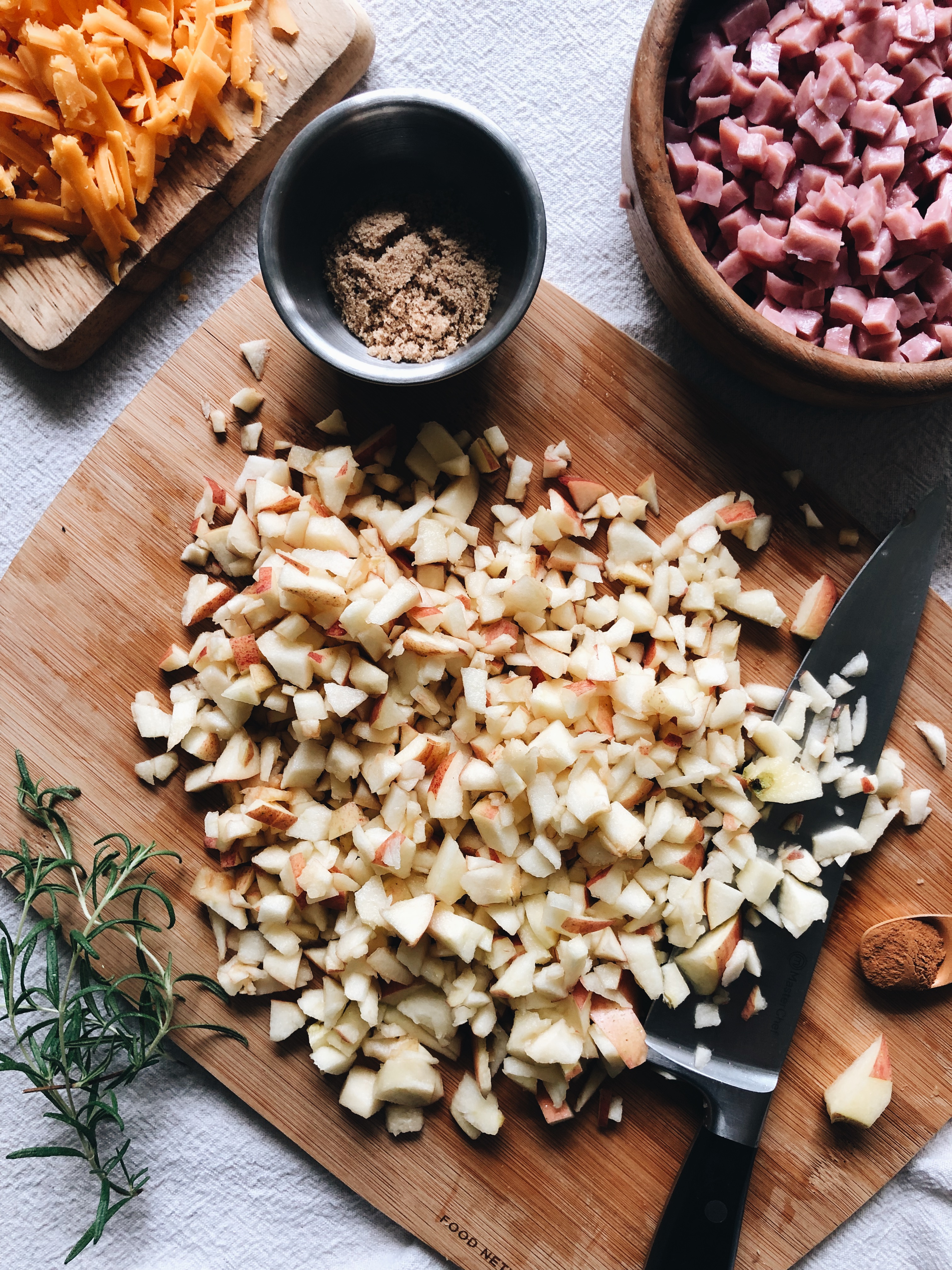 Apple, Ham and Cheddar Biscuit Cups / Bev Cooks