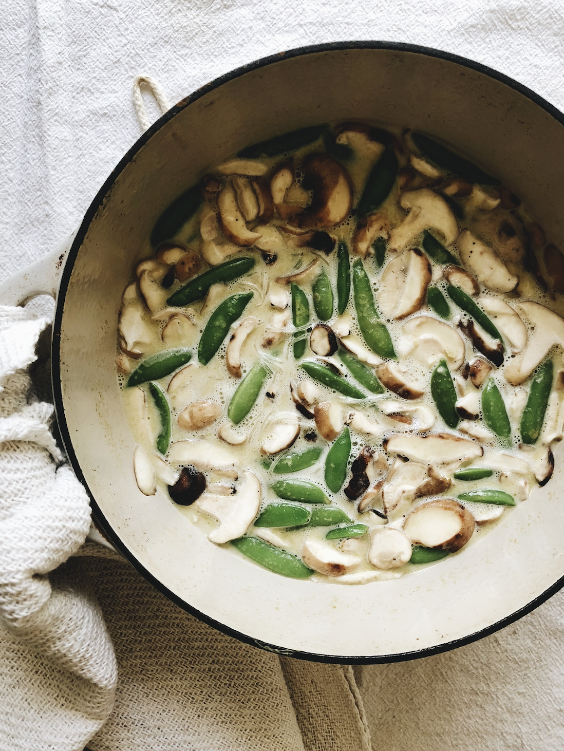 Green Curry Soup with Shrimp, Mushrooms and Snap Peas / Bev Cooks