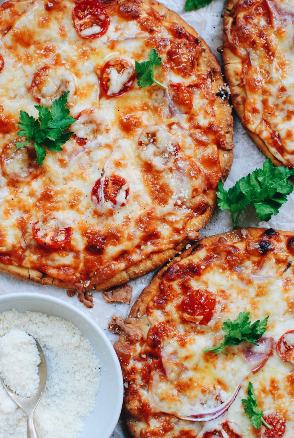 flatbread-ranch-pizzas-with-canadian-bacon-and-tomatoes-bev-cooks