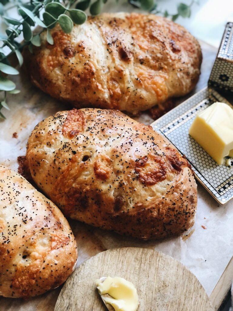 No-Knead Parmesan and Poppy Seed Crusty Bread - Bev Cooks