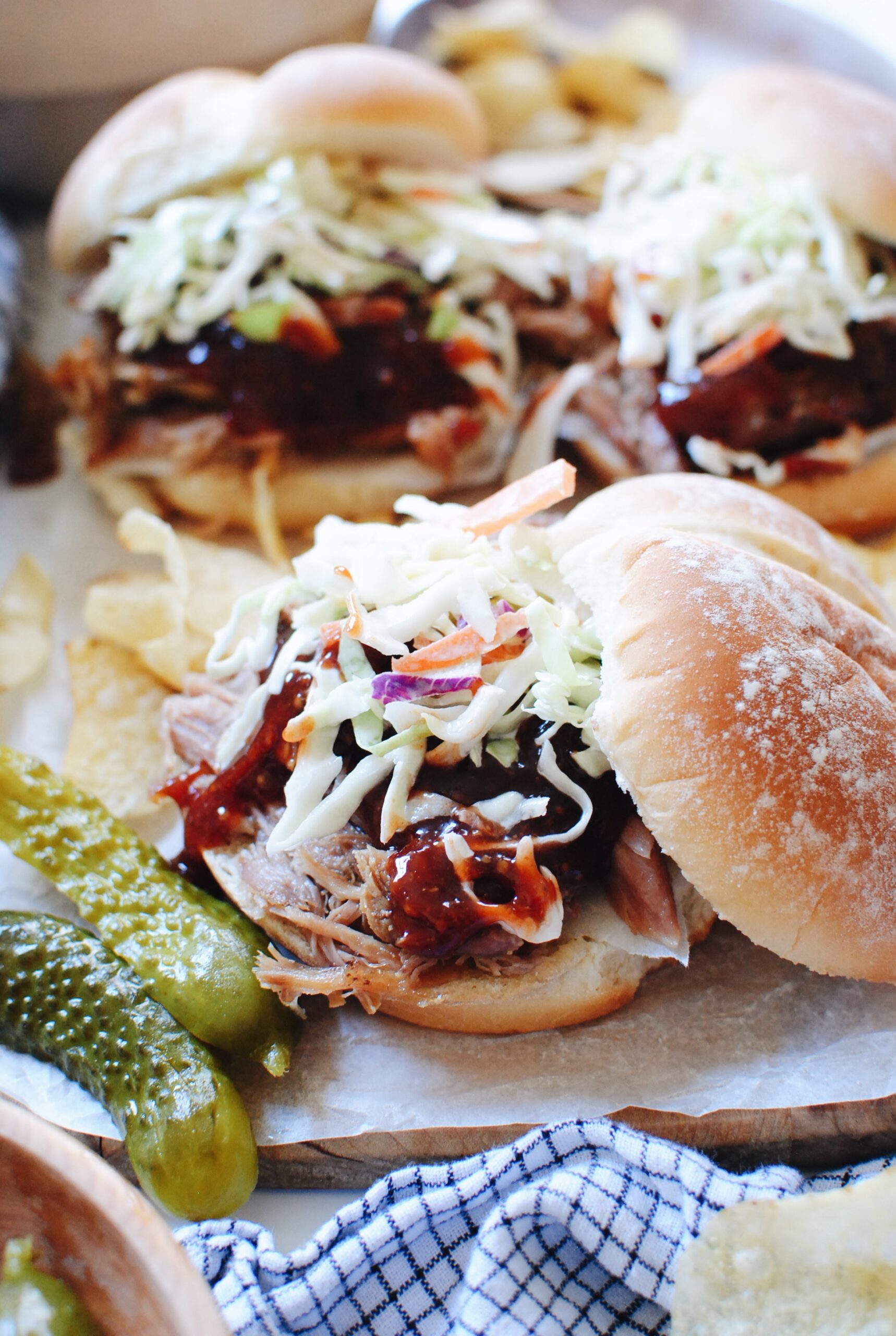 Simple Pulled Pork BBQ Sandwiches