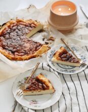 Basque Cheesecake / Bev Cooks