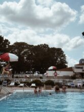 Monthly Mixtape: Lush and Bouncy '60s Pool Vibes / Bev Cooks